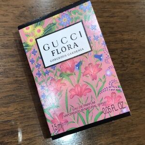 Perfume Sample - Gucci Flora Gorgeous Gardenia 0.05 oz